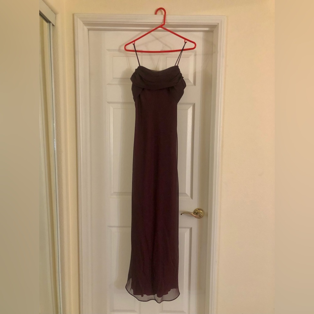 Figure-flattering Betsy & Adam full length evening gown